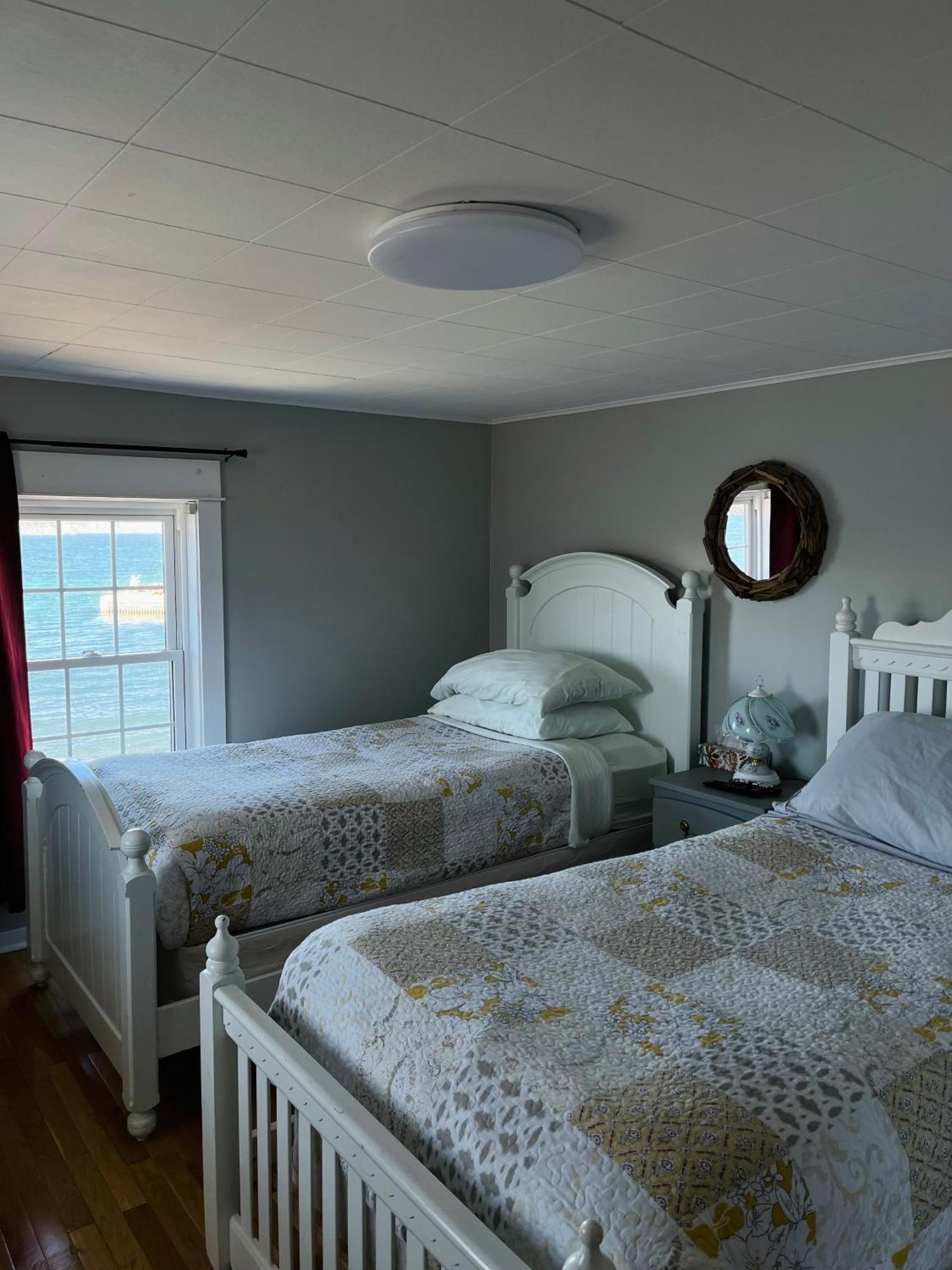 Toulinguet Inn - Suites Twillingate Eksteriør bilde